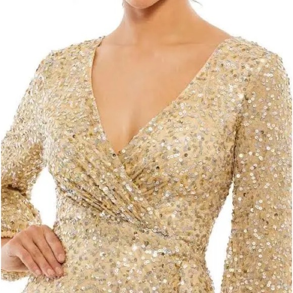 (341) ❤️ BNWT MAC DUGGAL LONG SEQUIN GOWN #5213 SHIMMERING GOLD - Picture 1 of 11